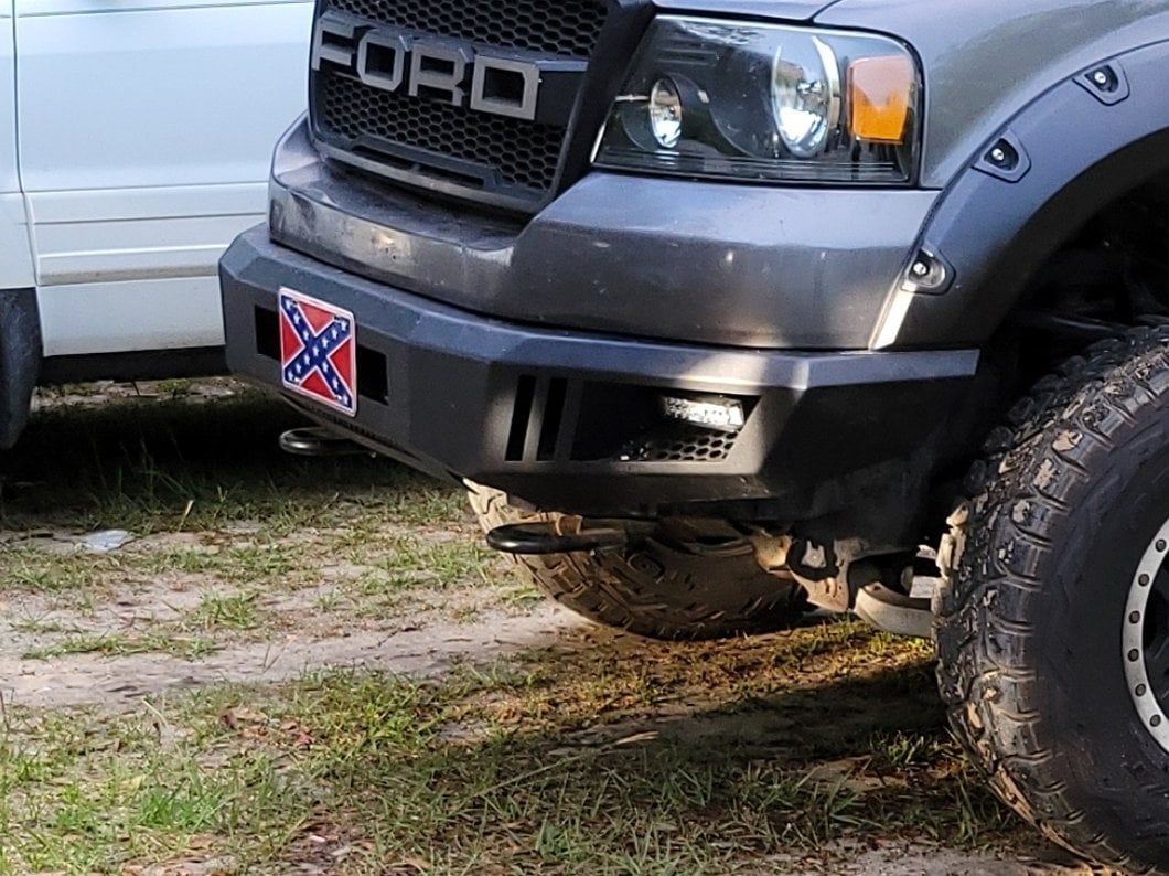 Barricade Extreme HD Front Bumper with LED Fog Lights (04-08 F-150)