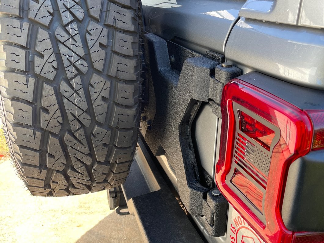 Barricade HD Tire Carrier with Spare Tire Mount (18-25 Jeep Wrangler JL, Excluding 4xe)