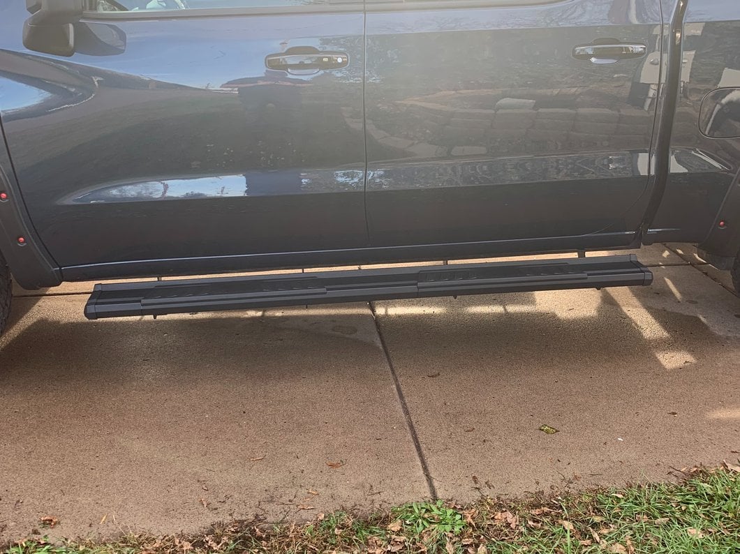 Barricade S6 Running Boards; Black (19-25 Silverado 1500 Crew Cab)