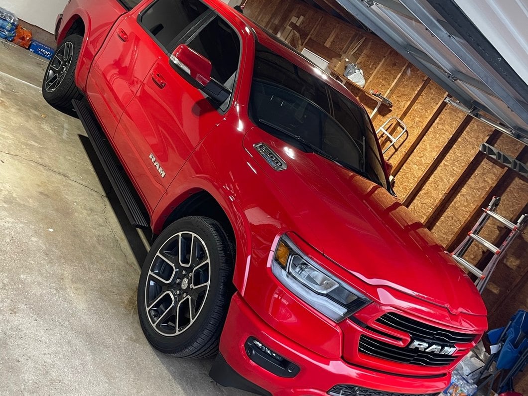 Barricade I4 Running Boards; Black (19-25 RAM 1500 Crew Cab)