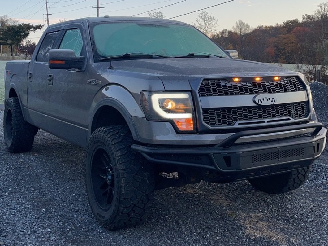 Barricade Pre-Runner Front Bumper with Skid Plate (09-14 F-150, Excluding Raptor)