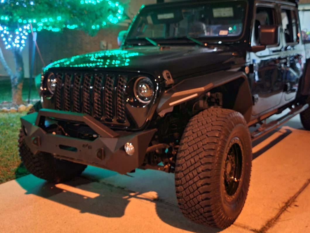 Barricade Front Bumper (20-25 Jeep Gladiator JT)