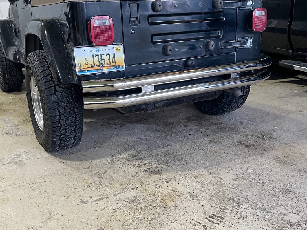 Barricade Double Tubular Rear Bumper; Polished (76-06 Jeep CJ, Wrangler YJ & TJ)