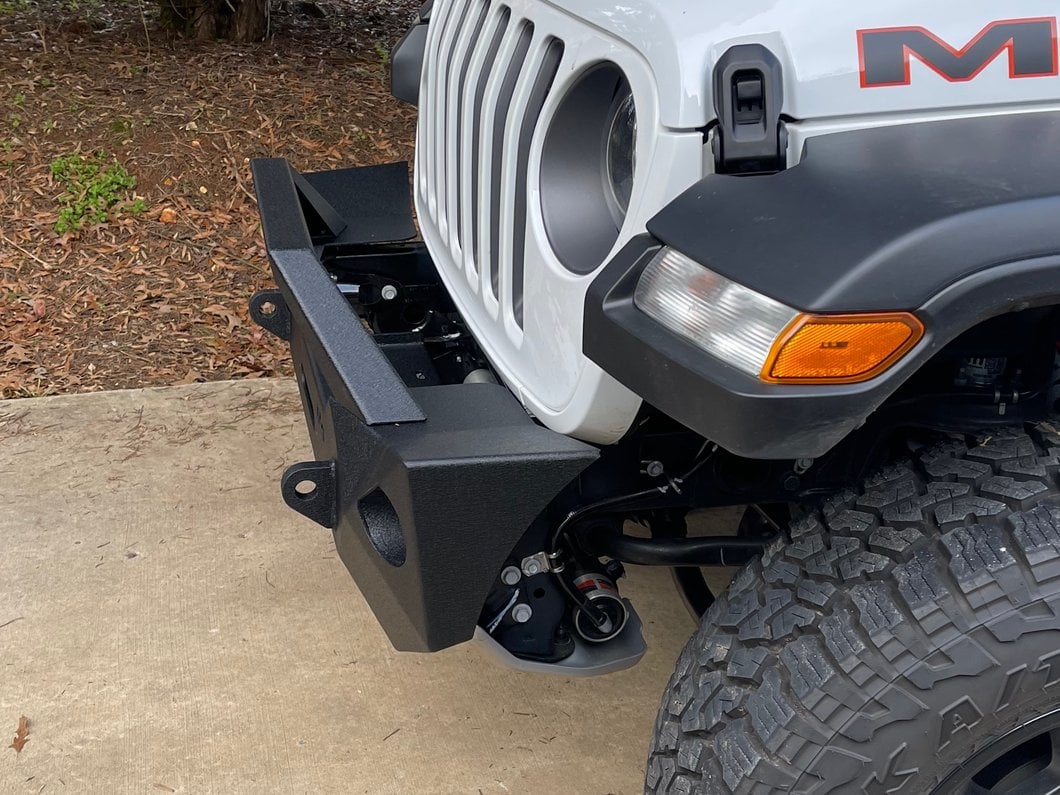 Barricade Front Bumper (20-25 Jeep Gladiator JT)