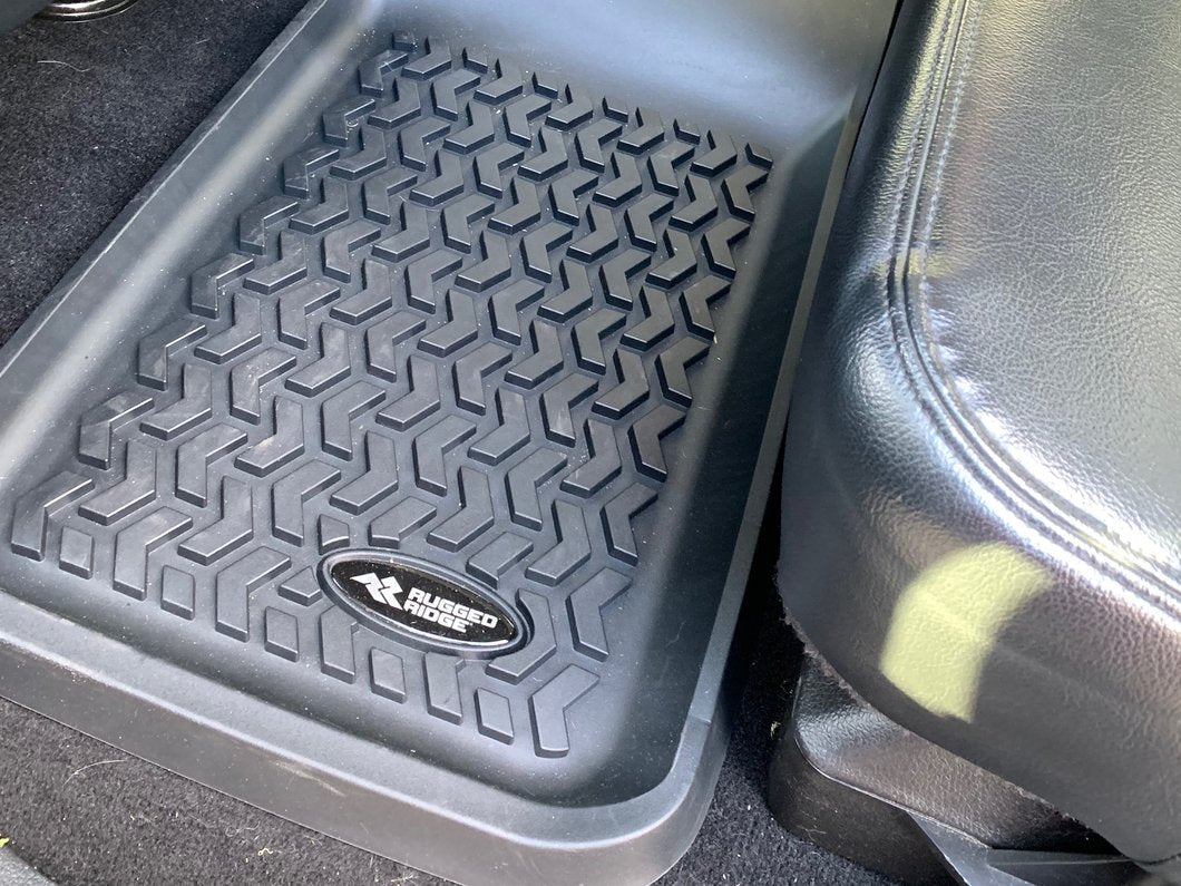 Barricade Front Floor Mats; Black (04-08 F-150)