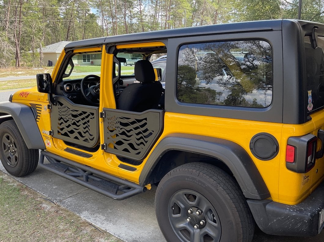 Barricade US Flag Tubular Doors With Mirrors (18-25 Jeep Wrangler JL 4-Door)