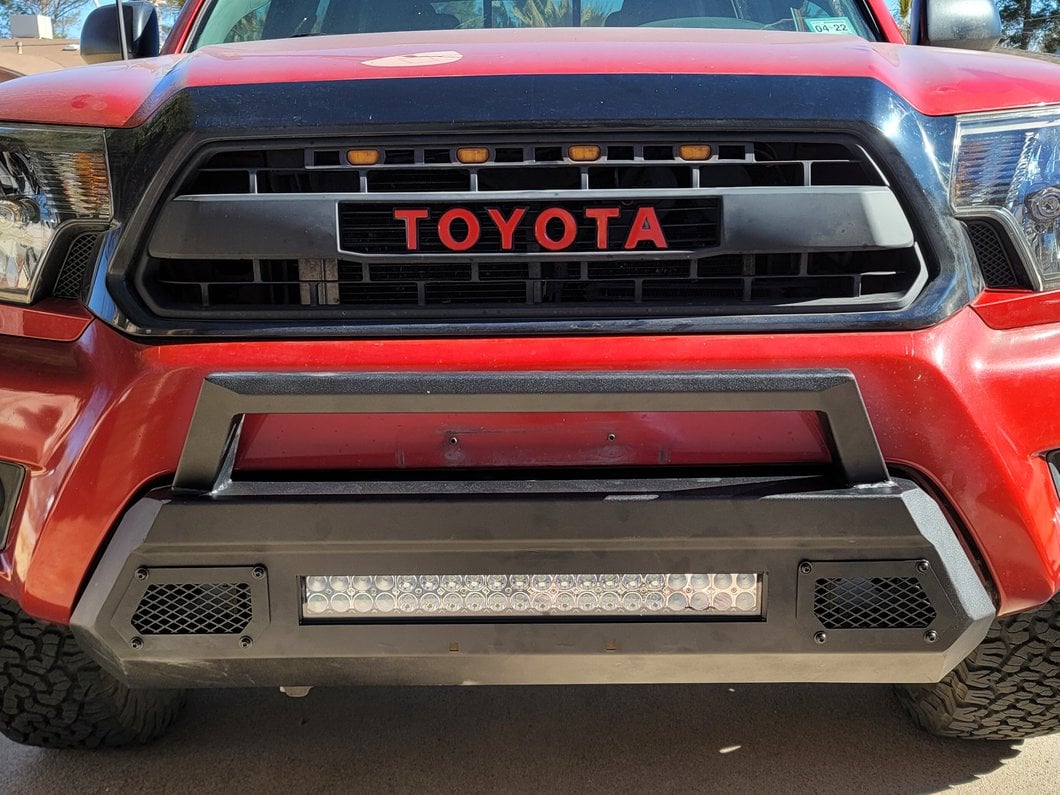 Barricade HD Stubby Front Bumper with 20-Inch Double Row LED Light Bar (12-15 Tacoma)