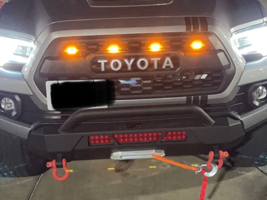 Barricade 9,500 lb. Winch with Synthetic Rope and Wireless Control (Universal; Some Adaptation May Be Required)