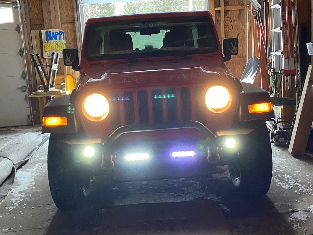 Barricade Single Replacement LED Light for Barricade Trail Force HD Bumper Only; Rectangle Light