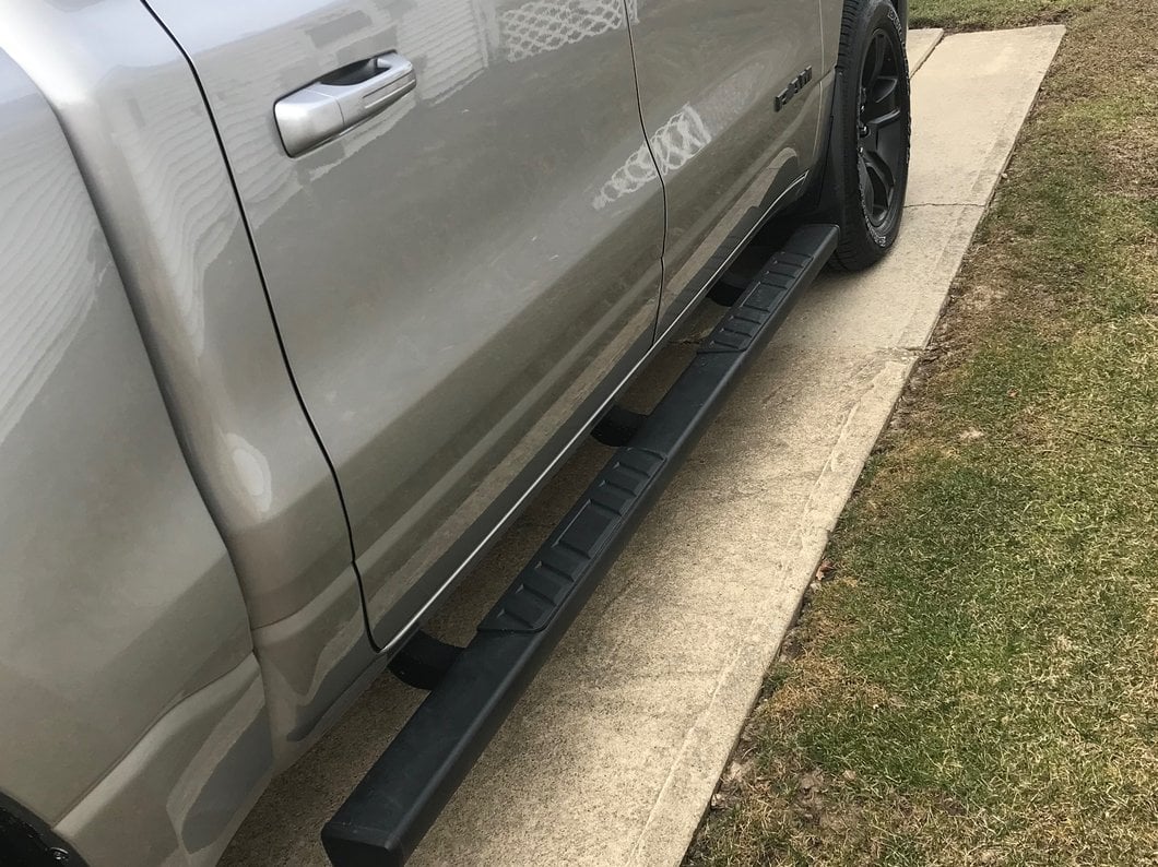 Barricade T4 Side Step Bars; Black (19-25 RAM 1500 Crew Cab)
