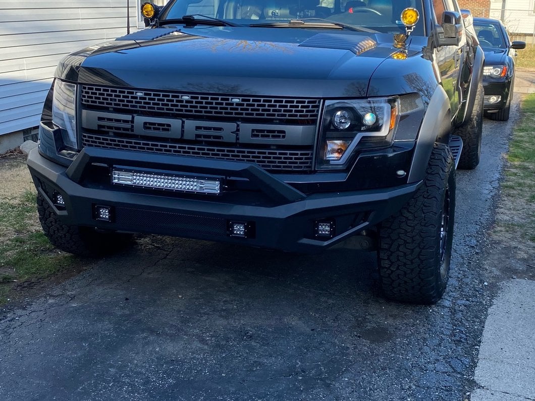 Barricade HD Off-Road Front Bumper with LED Fog Lights (10-14 F-150 Raptor)