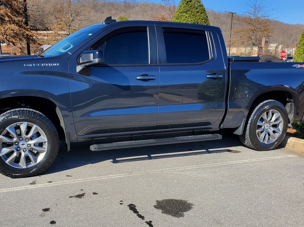 Barricade Saber 5-Inch Aluminum Side Step Bars; Black Cover Plates (19-25 Silverado 1500 Double Cab)