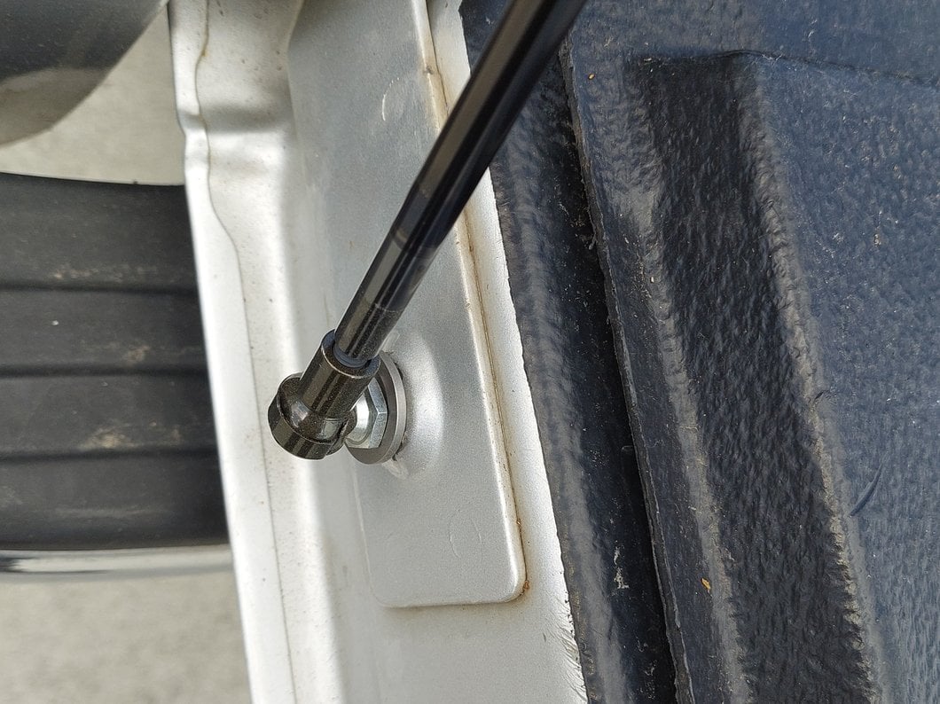 Barricade Tailgate Assist (02-08 RAM 1500)