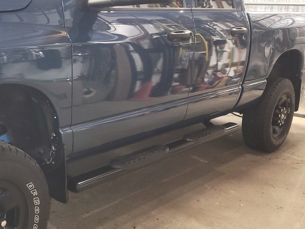 Barricade 5-Inch Oval Straight End Side Step Bars; Gloss Black (03-09 RAM 2500 Quad Cab)