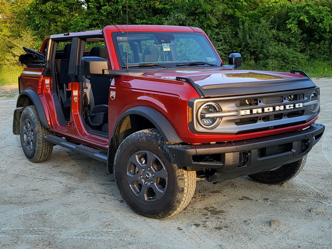 Barricade 4-Inch Oval Straight Side Step Bars; Light Textured Black (21-25 Bronco 4-Door)
