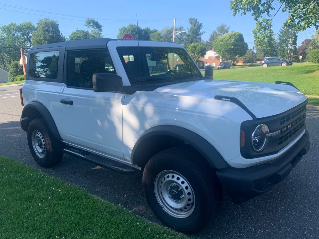 Barricade 3-Inch Side Step Bars; Black (21-25 Bronco 2-Door)