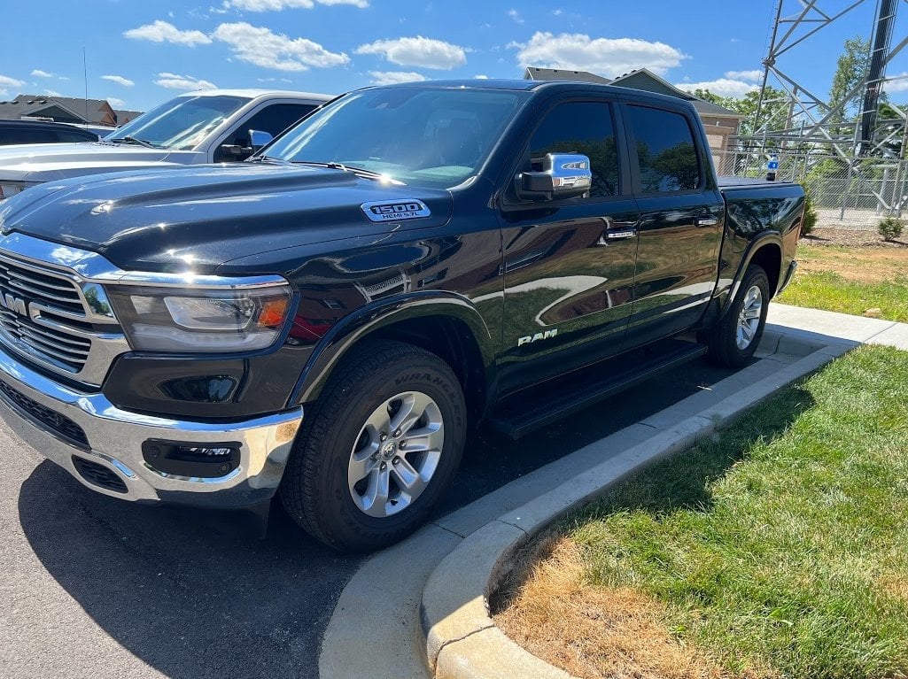 Barricade XD Running Boards (19-25 RAM 1500 Crew Cab)