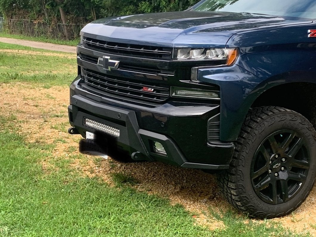 Barricade HD Stubby Front Bumper with 20-Inch Dual Row LED Light Bar (19-21 Silverado 1500)