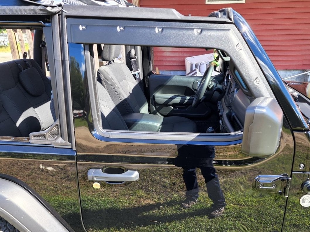 Barricade Tough Guard FormFit Window Visors (18-25 Jeep Wrangler JL 2-Door)