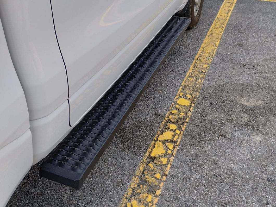Barricade XD Running Boards (19-25 RAM 1500 Crew Cab)