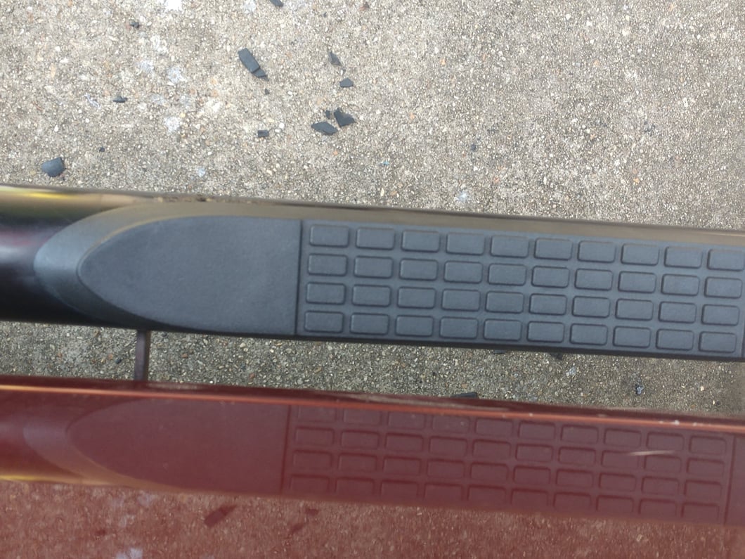 Barricade Replacement Step Pad for Barricade 3-Inch Tubular Side Step Bars Only; 21.30-Inch x 3.10-Inch