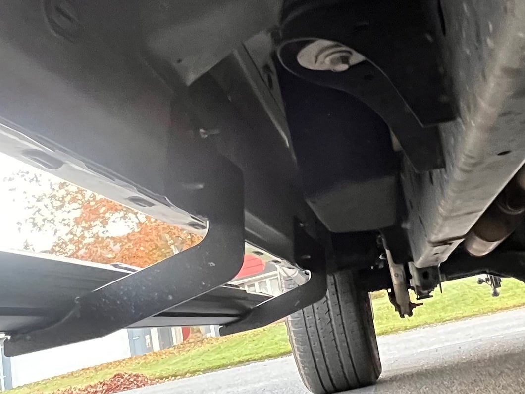 Barricade 5-Inch Aluminum Side Step Bars; Black Cover Plate (19-25 RAM 1500 Crew Cab)