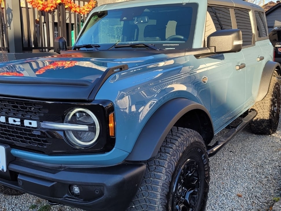 Barricade 3-Inch Side Step Bars; Black (21-25 Bronco 4-Door)