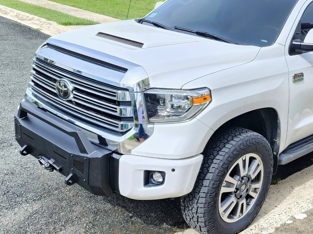 Barricade HD Stubby Front Bumper with Winch Mount (14-21 Tundra)
