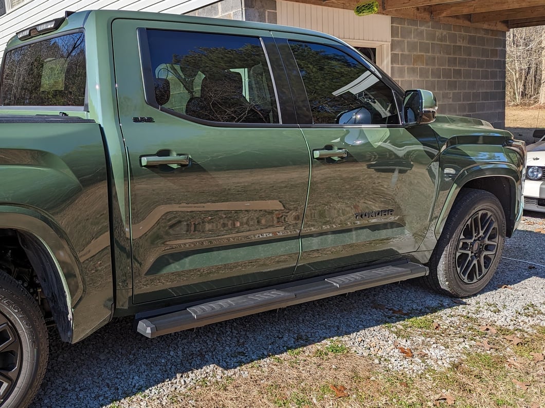Barricade S6 Running Boards; Black (22-25 Tundra CrewMax)