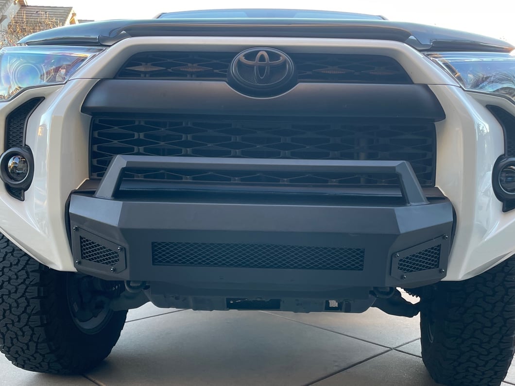 Barricade HD Stubby Front Bumper (14-24 4Runner, Excluding Limited & Nightshade)