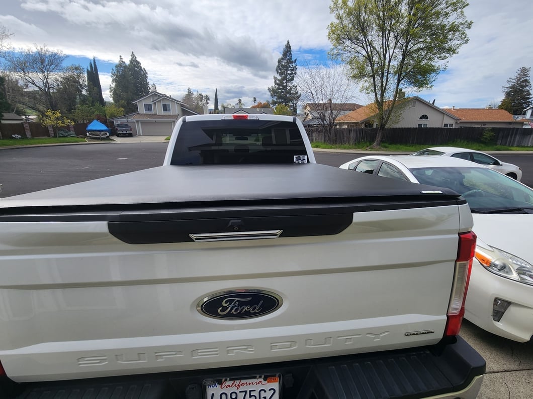 Barricade Soft Roll Up Tonneau Cover (17-25 F-250 Super Duty w/ 6-3/4-Foot Bed)