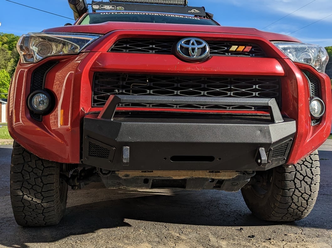 Barricade HD Stubby Front Bumper with Winch Mount (14-24 4Runner, Excluding Limited & Nightshade)