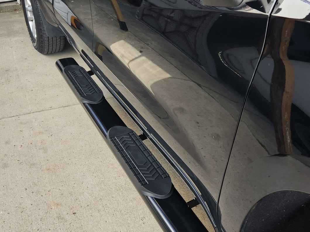 Barricade 6-Inch Oval Straight End Side Step Bars; Black (19-25 Silverado 1500 Double Cab)