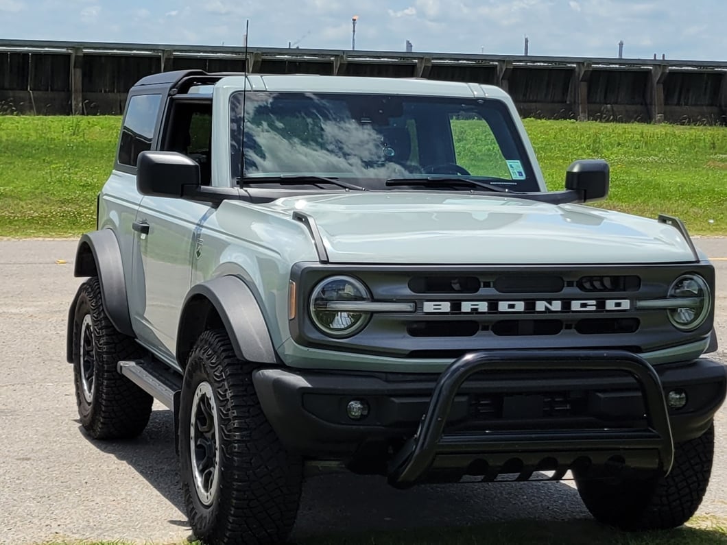 Barricade 3-Inch Bull Bar with Skid Plate; Black (21-25 Bronco)