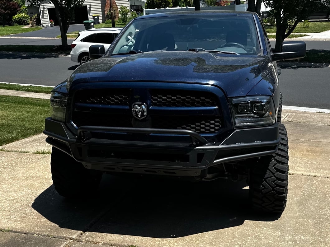 Barricade Pre-Runner Front Bumper with Skid Plate (13-18 RAM 1500, Excluding Rebel)