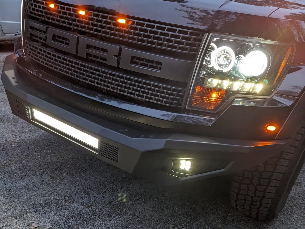 Barricade HD Off-Road Front Bumper with LED Fog Lights (10-14 F-150 Raptor)