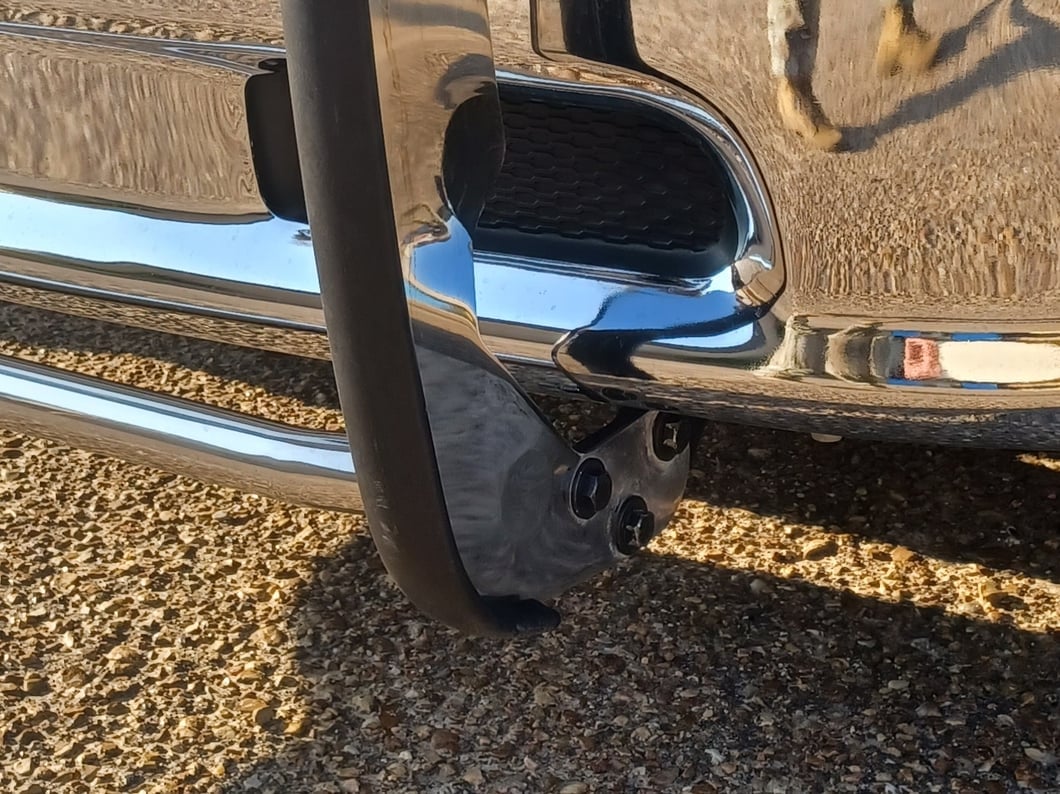 Barricade Replacement Grille Guard Hardware Kit for R138681 Only (09-18 RAM 1500, Excluding Rebel)