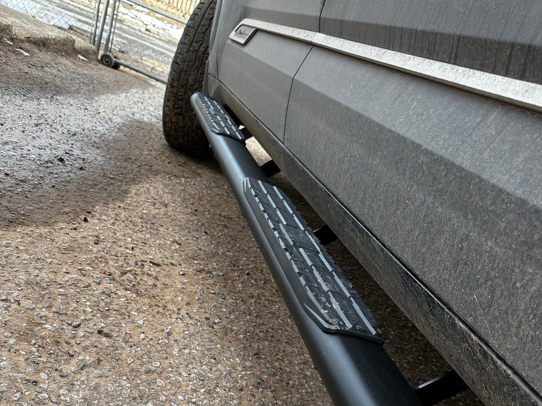 Barricade PNC Side Step Bars; Black (22-25 Tundra CrewMax)