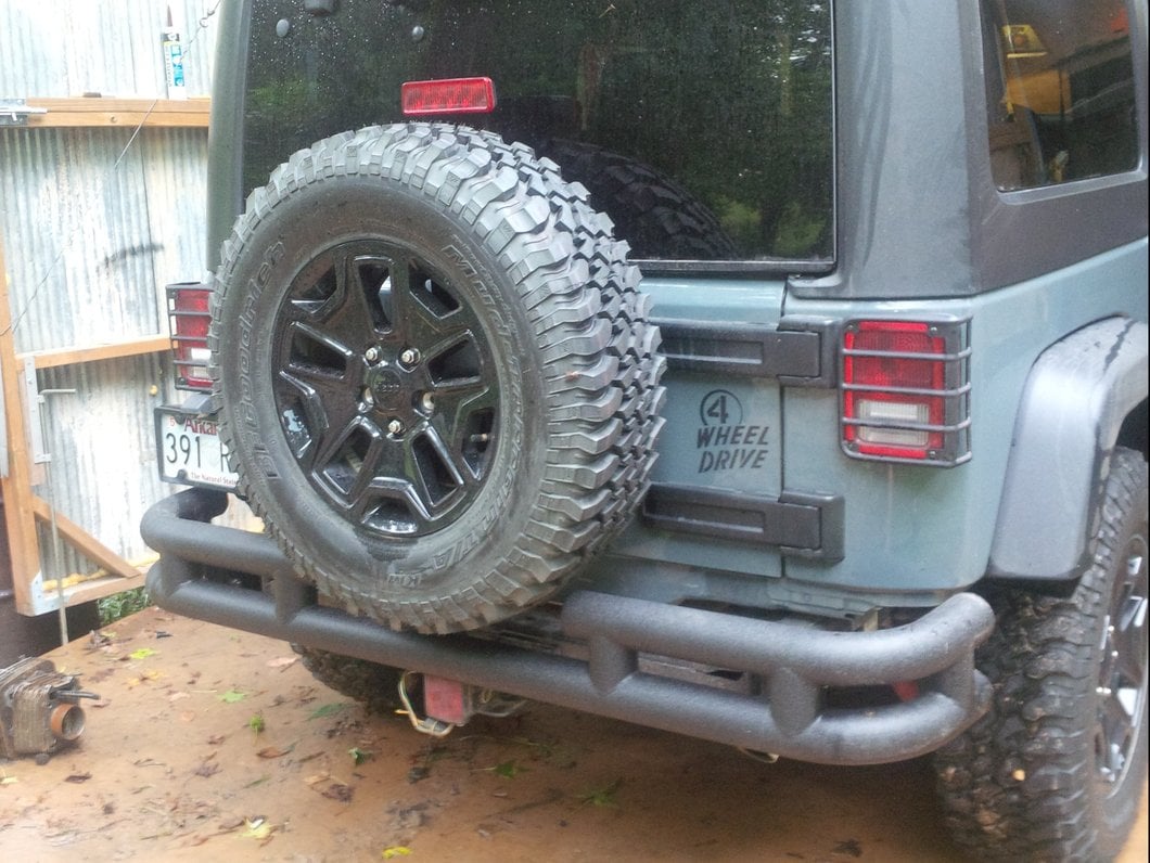 Barricade Rear Tubular Bumper with Wrap-Around; Textured Black (07-18 Jeep Wrangler JK)