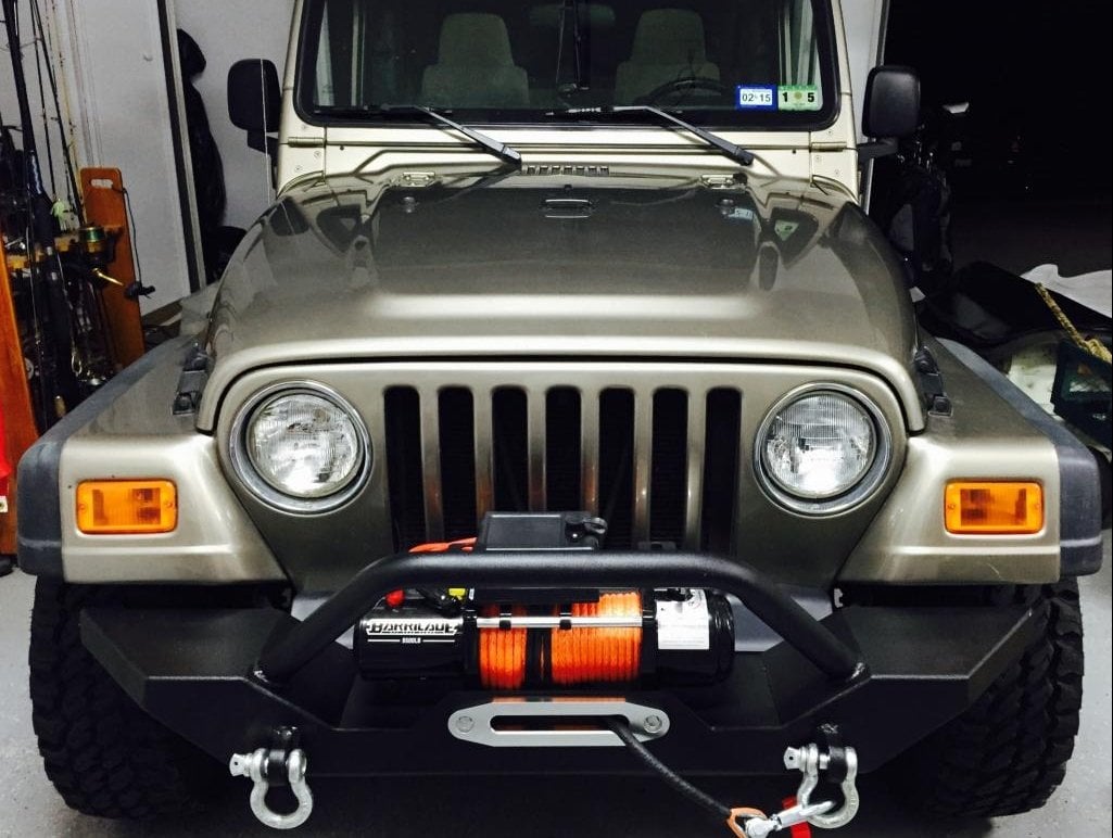 Barricade 9,500 lb. Winch with Synthetic Rope (Universal; Some Adaptation May Be Required)