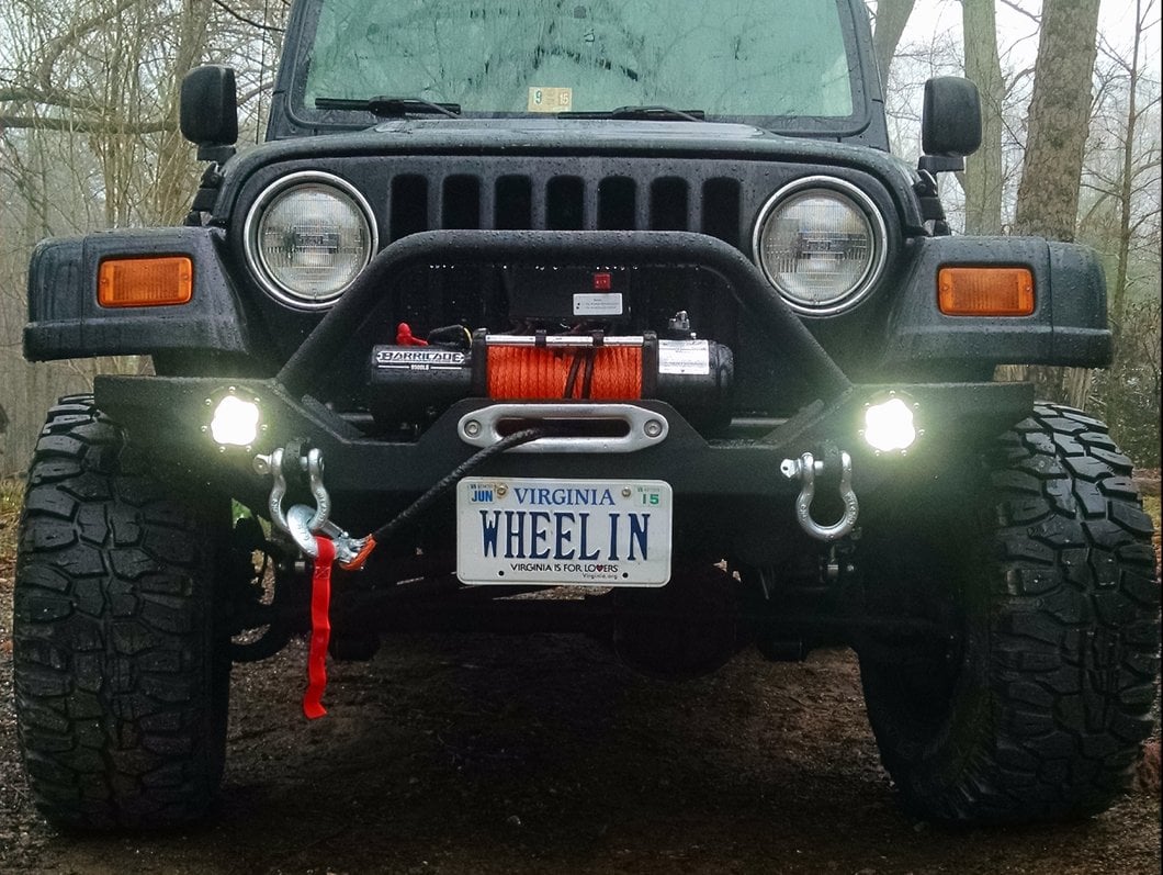 Barricade 9,500 lb. Winch with Synthetic Rope and Wireless Control (Universal; Some Adaptation May Be Required)