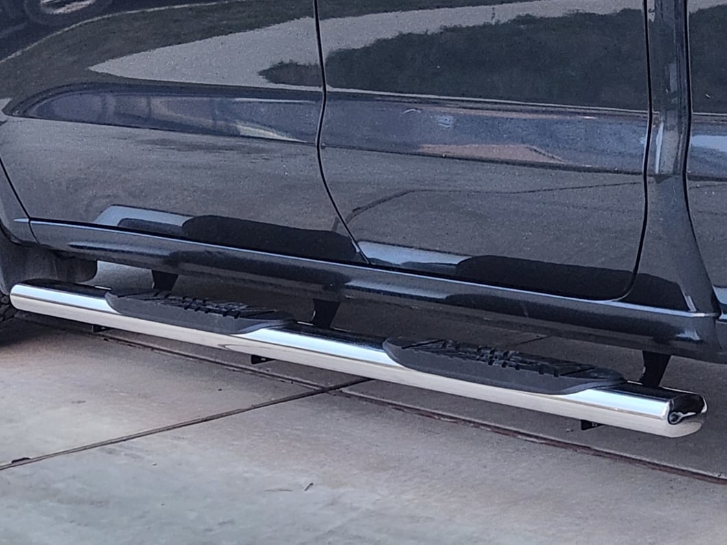 Barricade 5-Inch Oval Straight End Side Step Bars; Stainless Steel (19-25 Silverado 1500 Double Cab)