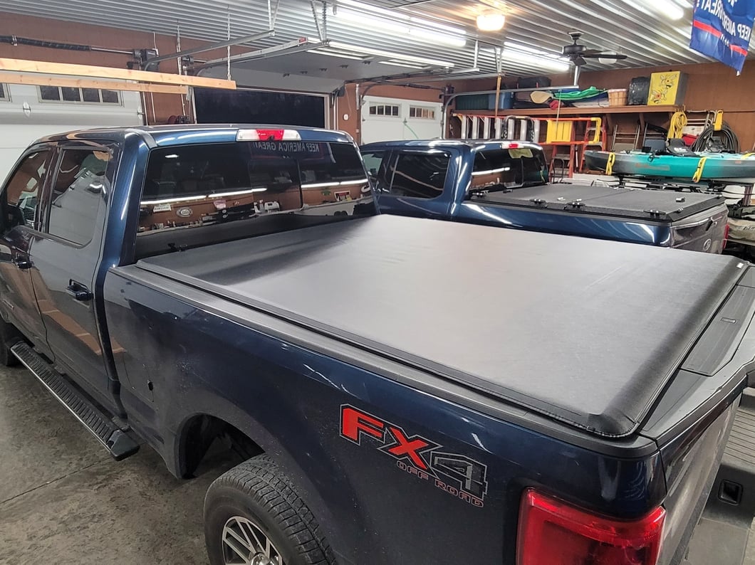 Barricade Soft Roll Up Tonneau Cover (17-25 F-250 Super Duty w/ 6-3/4-Foot Bed)