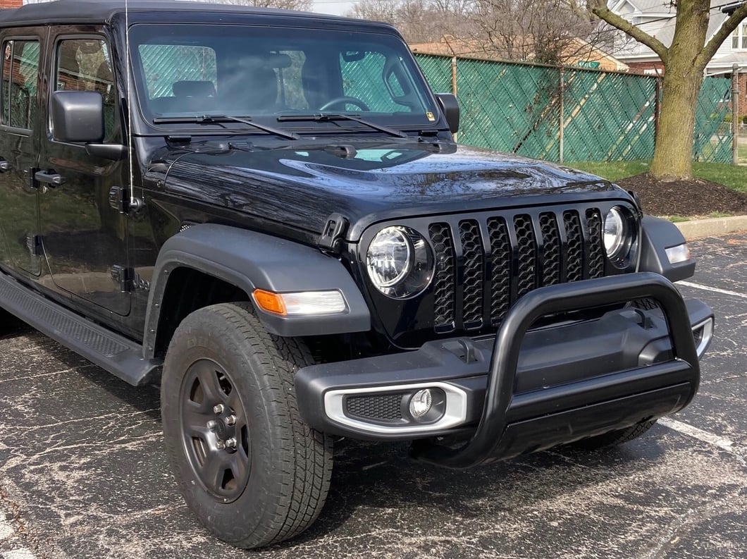 Barricade 3.50-Inch Oval Bull Bar with Skid Plate; Black (20-25 Jeep Gladiator JT)