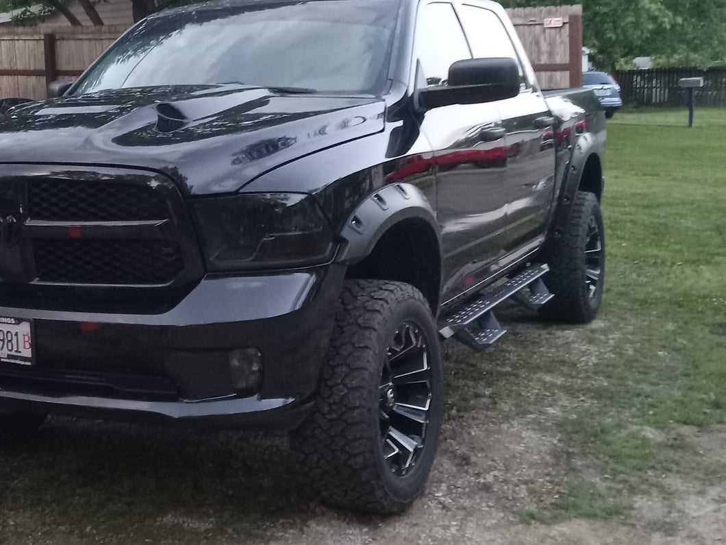 Barricade HD Overland Drop Side Step Bars (09-18 RAM 1500 Crew Cab)