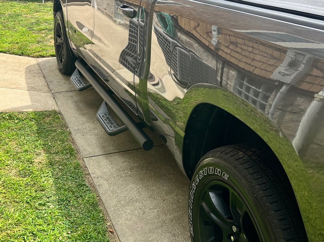 Barricade Tubular Drop Steps; Fine Textured Black Finish (19-25 RAM 1500 Crew Cab)