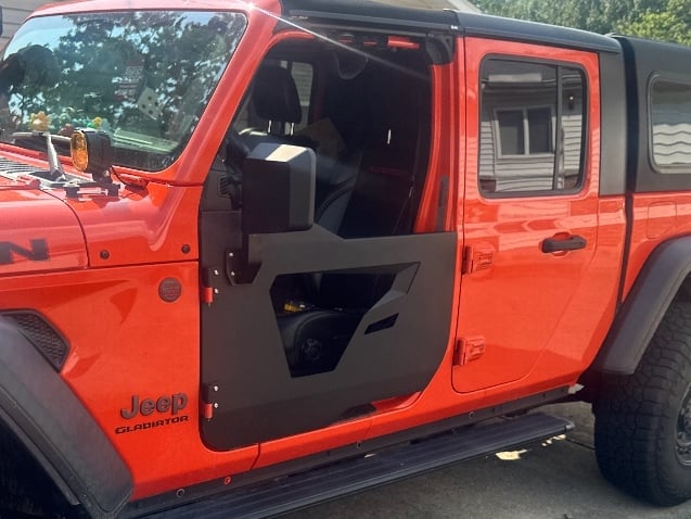 Barricade HDP Series Sheet Metal Front Doors with Mirrors (20-25 Jeep Gladiator JT)