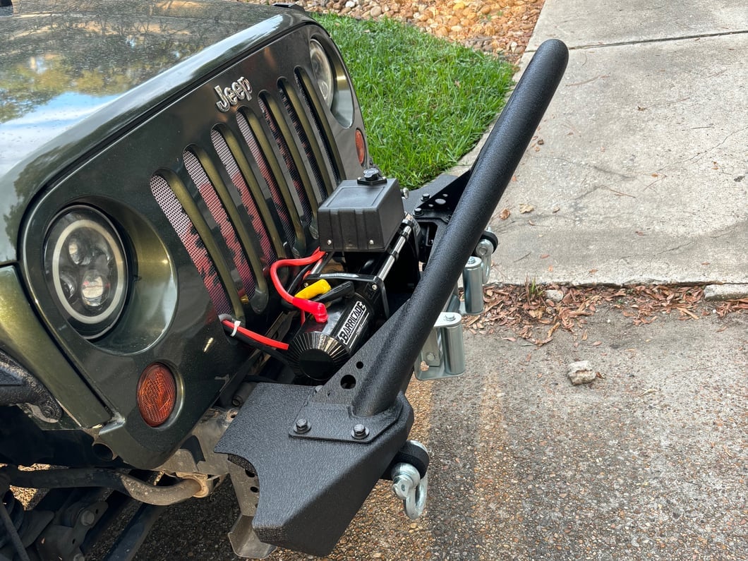 Barricade Stubby Winch Front Bumper with Stinger Bar (07-18 Jeep Wrangler JK)