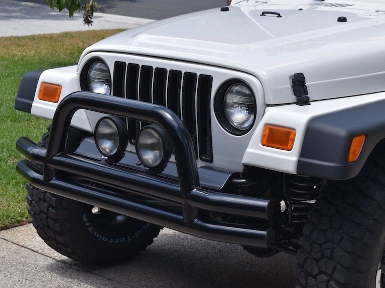 Barricade Double Tubular Front Bumper with Classic Over-Rider Hoop; Gloss Black (87-06 Jeep Wrangler YJ & TJ)