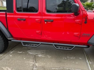 Barricade Tubular Drop Steps; Fine Textured Black (20-25 Jeep Gladiator JT)
